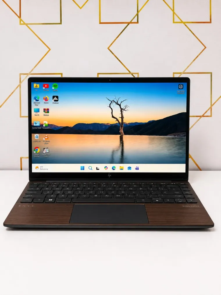 HP Envy x360 13 | AMD Ryzen 5 4500U | 8GB RAM | 512GB SSD | 13.3 inch FHD Touchscreen | AMD Radeon Graphics | 2-in-1 Convertible Laptop (Refurbished)